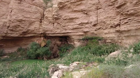 A panorama of Sha'ib Luha upper pool and valley south of Riyadh Stock Footage 233815638