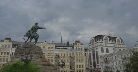 Panorama of The Sofia Square, Old House, Monument of Bohdan Khmelnytsky, Kiev, Stock Footage 52900982