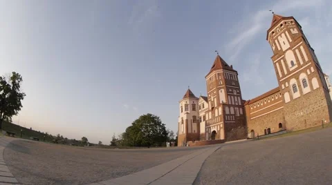 Panorama from the sun to the castle Stock Footage 41212247