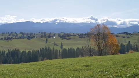 Panorama of Tatra Mountains, Poland. Vídeos de archivo 118673162