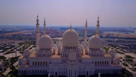 Panorama view of Sheikh Zayed Mosque Stock Footage 105656700