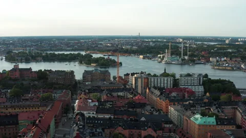 Panoramic aerial flying drone view of Södermalm Video stock 150760639