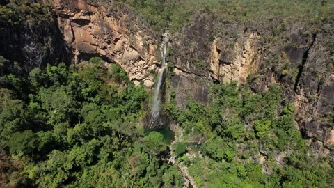 Panoramic aerial of large valley and waterfall in Paranã Tocantins and Chapada Stock-Footage 321039375