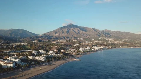 Panoramic aerial view of Marbella. View of La Concha Mountain Mediterranean sea Vídeos de archivo 119434051