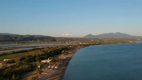 Panoramic aerial view over Divari beach near Navarino bay, Gialova. It is one Vídeos de archivo 197583772
