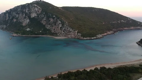 Panoramic aerial view over Divari beach near Navarino bay, Gialova. It is one Vídeos de archivo 197584057