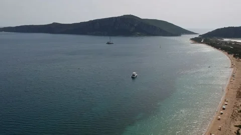 Panoramic aerial view over Divari beach near Navarino bay, Gialova. It is one Vídeos de archivo 197585587