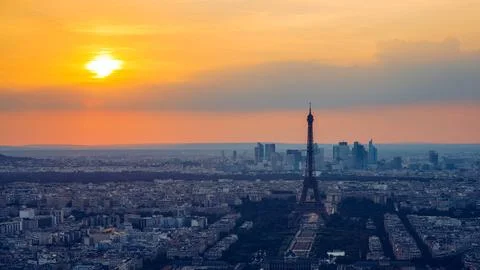 Panoramic aerial view of Paris, Eiffel Tower and La Defense business distri.. 스톡 사진