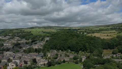 Panoramic aerial view of the town of hebden bridge in summer Stockbeeldmateriaal 323224901