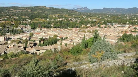 Panoramic aerial view of the town of Vaison-la-Romaine. Stock Footage 136429518