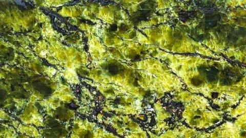 Panoramic background from natural serpentinite Foto stock