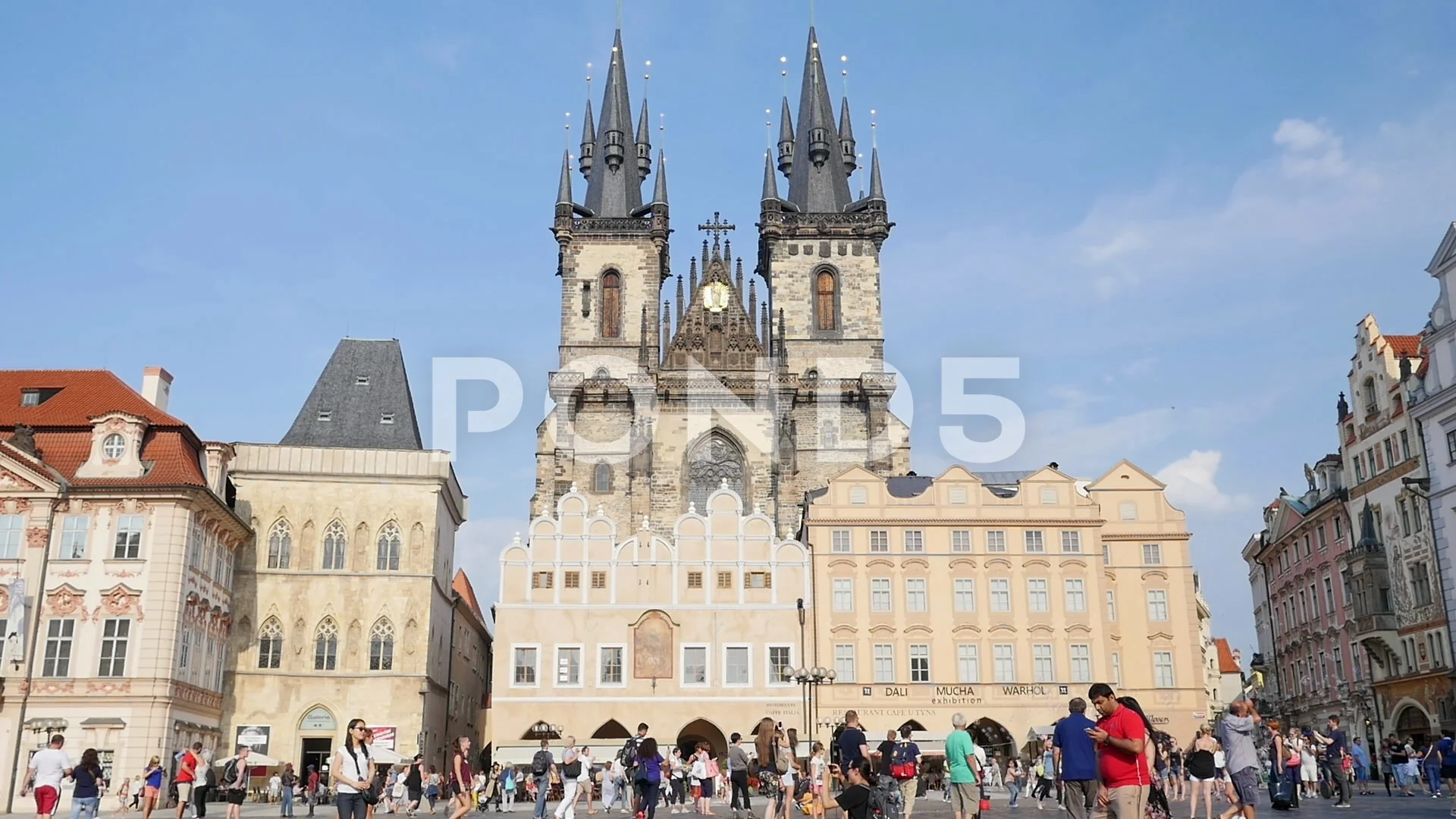 Old Town Square and Tyn Church, Prague, Czech Republic бесплатно