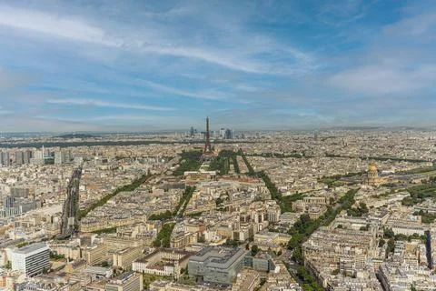 Panoramic cityscape of Paris with the Eiffel Tower 写真素材