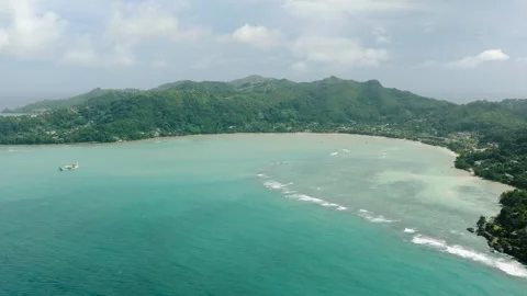 Panoramic coastal bay with turquoise waters. Seychelles, Mahe. Stock Footage 321504872