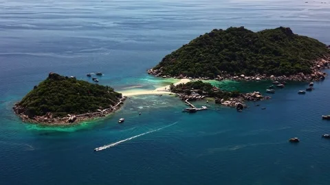 Panoramic Drone Pass Across Koh Nang Yuan Island Thailand Stock Footage 337344420