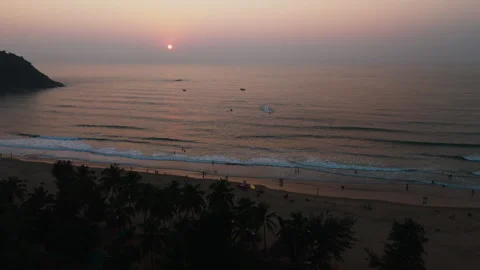 Panoramic drone shot of Gokarna Beach, hazy evening in Karnataka, India 動画素材 336701997