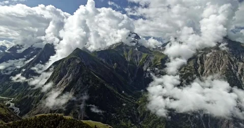 Panoramic Drone shot over les 2 Alpes Stock Footage 275346122