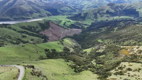 Panoramic Drone Sweep of the Winding Mountain Road at Peraki Summit Vídeos de archivo 314237288