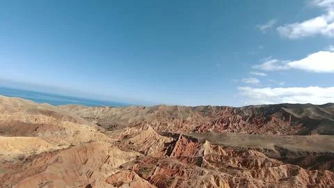 Panoramic drone view of nature landscape with mountains and forest Foto stock