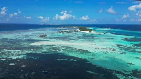 Panoramic drone view of ocean archipelago and coral reef lagoon in tropics 스톡 동영상 346572411