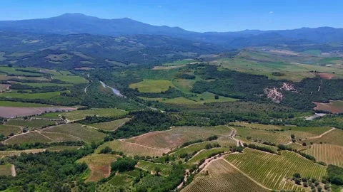 Panoramic High Altitude View of Tuscan Valley and Rolling Hills Vidéo 345945700
