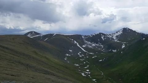 Panoramic landscape of Khakassian high mountains near Sajanski-Pass Stock-Footage 86010259