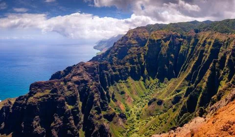 Panoramic landscape view of dramatic Na Pali coastline, Kauai Stock Photos