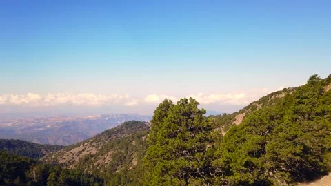 Panoramic Mountain View of Mount Olympus in Cyprus Stockbeeldmateriaal 348198845