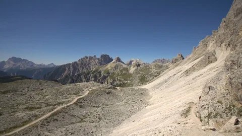Panoramic shot 3 cime di lavaredo dolomite Video stock 127652153