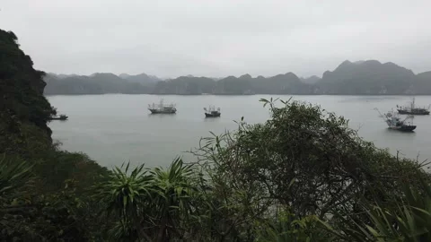 Panoramic shot of an empty tropical island in southeast Asia, wet season Video stock 147489749