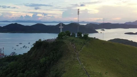 Panoramic shot over Coron 스톡 동영상 169191744