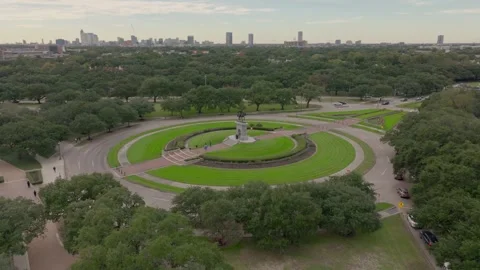 Panoramic shot of Sam Houston Statue in Hermann Park in Houston, TX Stock Footage 282163288