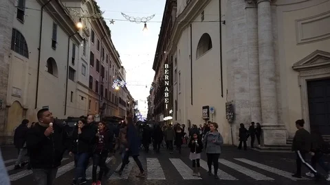Panoramic shots of Piazza del Popolo in Rome at Christmas Stock Footage 100517304