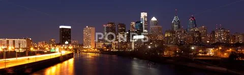 Panoramic skyline of philadelphia by night by night Stock Photos