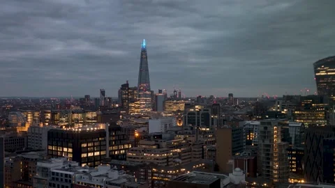 Panoramic sunset to night time lapse view to the modern skyline of London Video stock 152714878