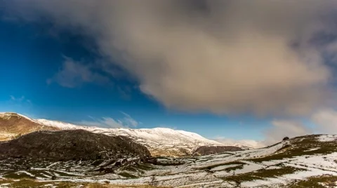Panoramic time lapse in the mountains in winter, 4K 動画素材 47104013