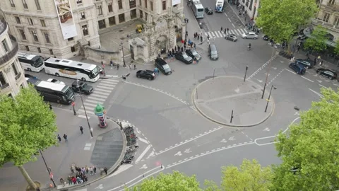 Panoramic top view of the traffic on Place Diaghilev. Stock-Footage 308740406