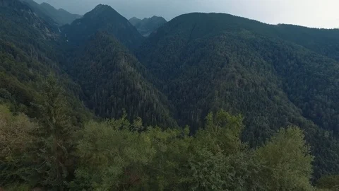 Panoramic video of the mountains Stockbeeldmateriaal 76353544