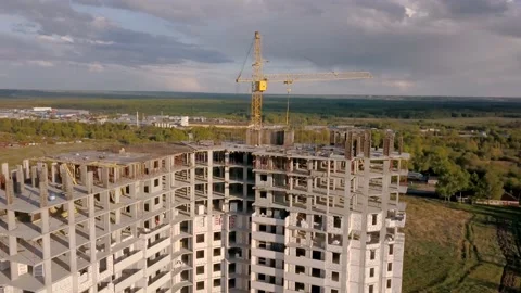 Panoramic video of a residential building under construction. Video stock 130574366