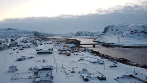Panoramic view of aerial drone shot of arctic russian village in winter 库存影片 145159908