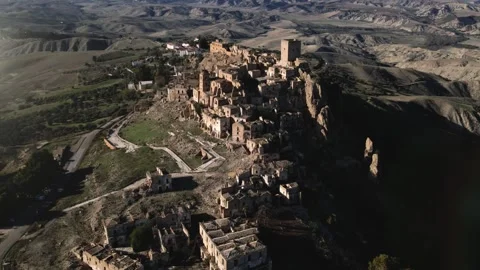 Panoramic view of the ancient abandoned city of Craco in the Basilicata region Stock Footage 304667684