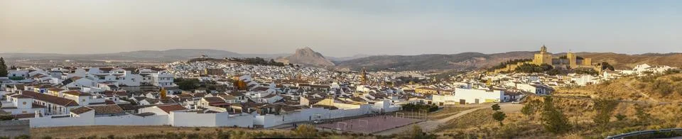 Panoramic view of Antequera at sunset Фото