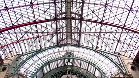 Panoramic view of Antwerp Central railway station. Belgium Vídeos de archivo 99980261