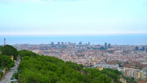Panoramic view of Barcelona from the mountain, poblenou area Vídeos de archivo 113117331