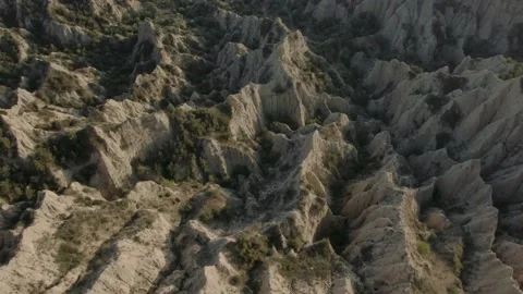 Panoramic view of beautiful unique rock formations in georgia mountains. Vidéo 238477948