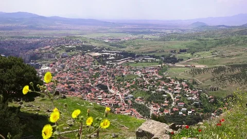 Panoramic view of Bergama town from the ancient acropolis, Turkey Video stock 90891135