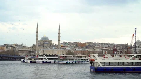 Panoramic view of Bosphorus river. Some ships are docked to the shore. Stock Footage 229406246