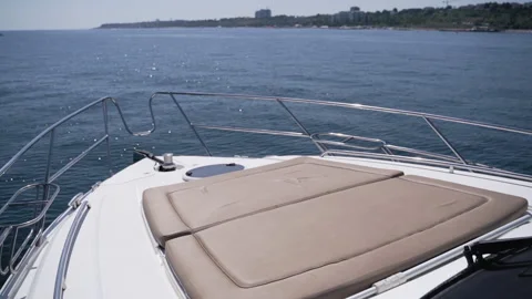 Panoramic view from bow on blue sea and cloudy skyline while sailing on sail Video stock 151719685