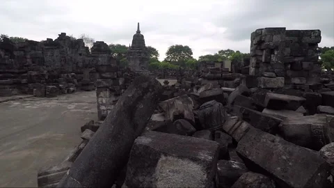 Panoramic View, Buddhist Stupas, Sewu Main Temple Compound, Java, Indonesia Vídeos de archivo 307060247