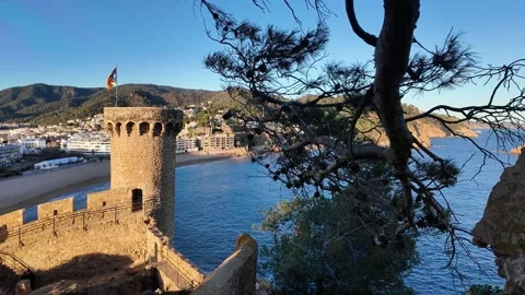 Panoramic view of  the castle of Tossa de Mar, to the beach and town Stock Footage 265126994